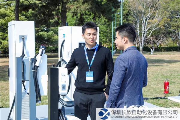 2023中國(guó)電動(dòng)汽車(chē)百人會(huì)現(xiàn)場(chǎng)觀(guān)摩區(qū).jpg